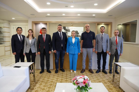 Sendikamızdan Antalya Büyükşehir Belediyesi Başkan Vekili Av. Büşra Özdemir’e Ziyaret