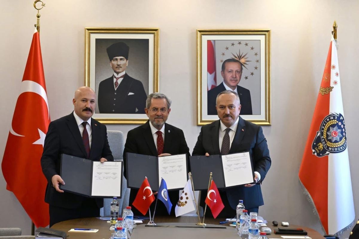 GÜVENLİK-İŞ SENDİKAMIZ, ANKARA ÜNİVERSİTESİ VE EMNİYET GENEL MÜDÜRLÜĞÜ ARASINDA İŞ BİRLİĞİ PROTOKOLÜ İMZALANDI